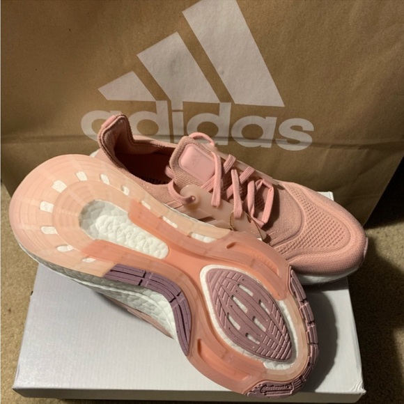 adidas UltraBOOST 22 Wonder Mauve Pink - Picture 10 of 10